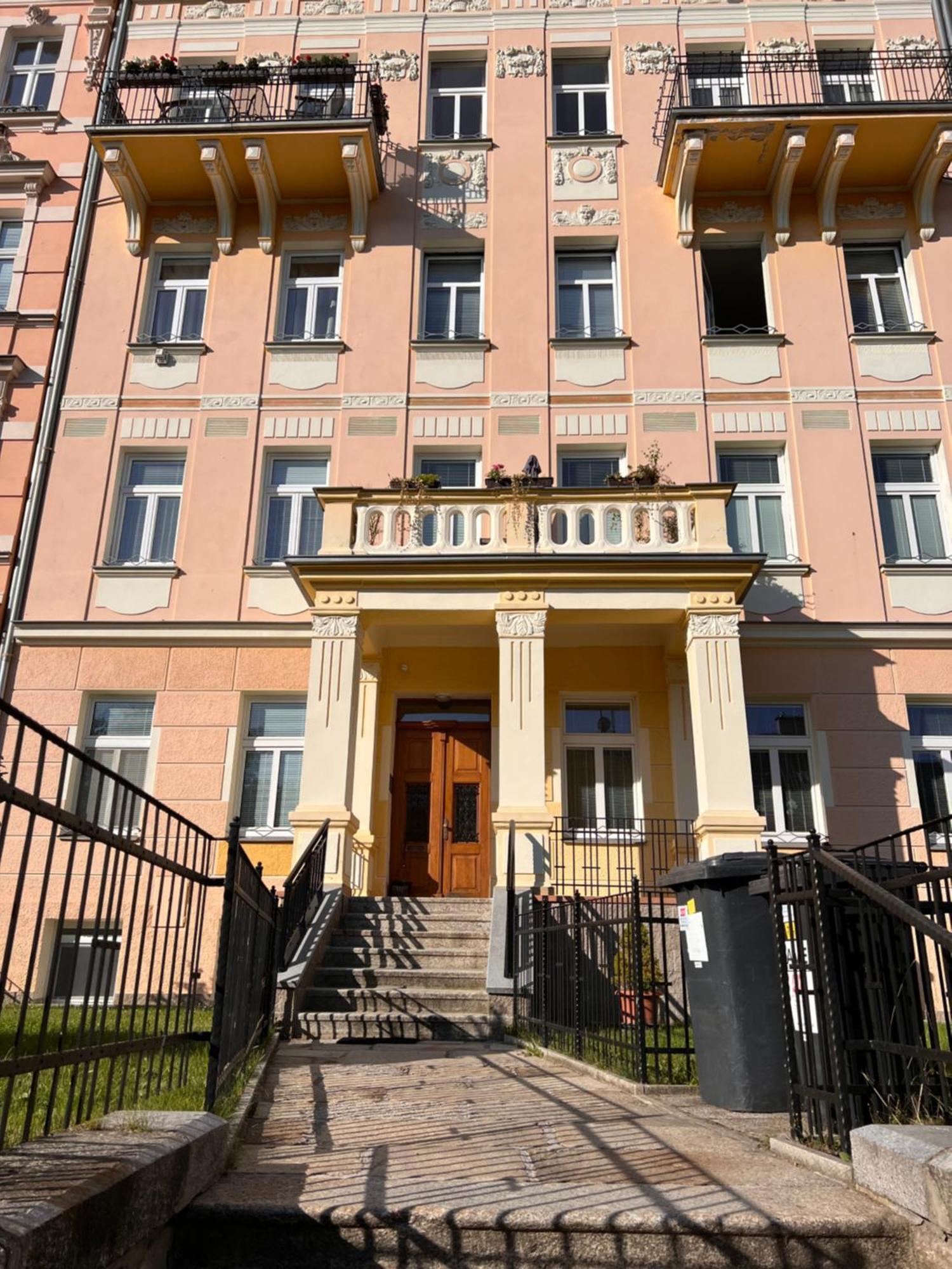 Jurincom Apartments Na Vyhlidce Karlovy Vary Ngoại thất bức ảnh