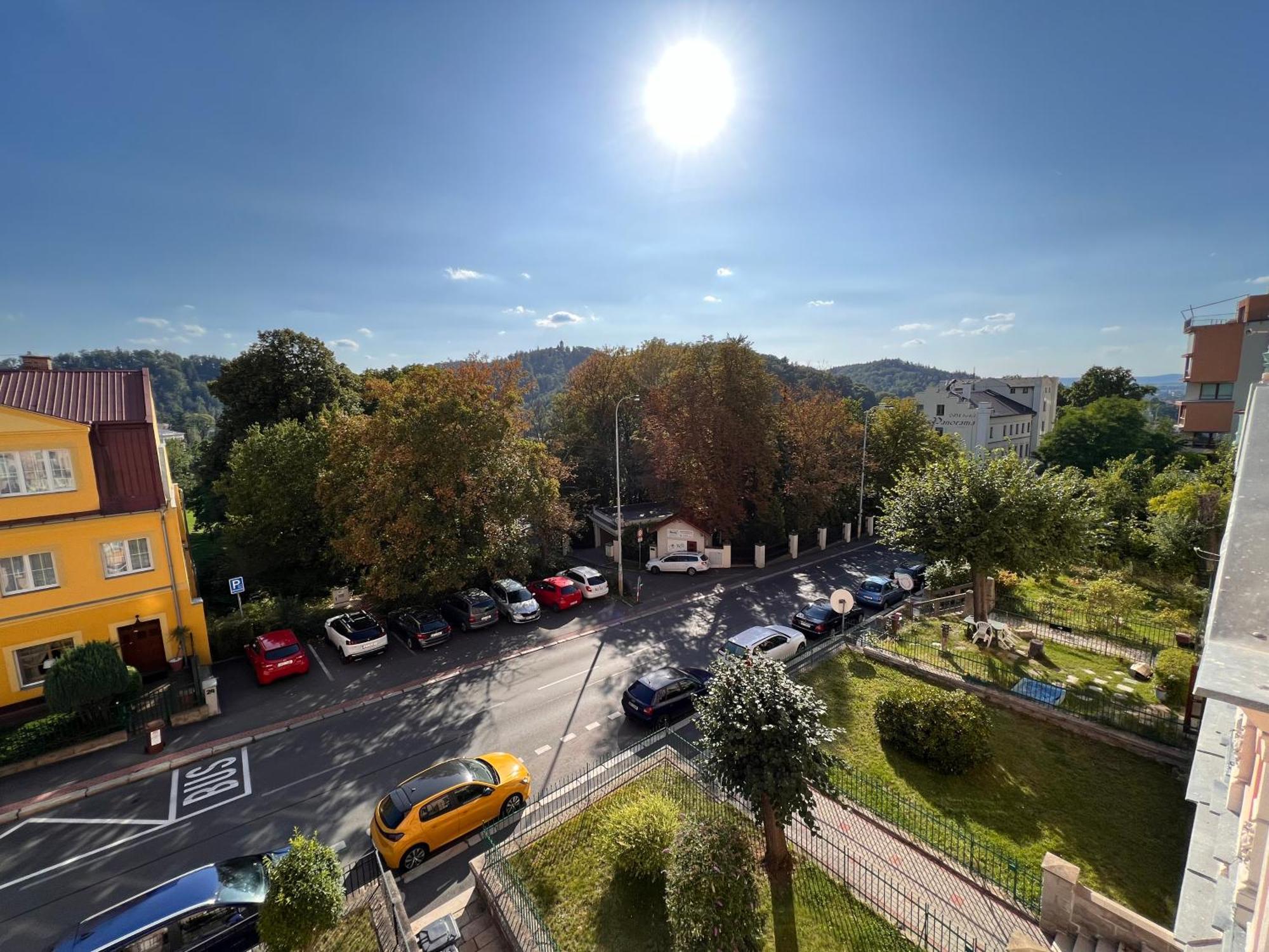 Jurincom Apartments Na Vyhlidce Karlovy Vary Ngoại thất bức ảnh